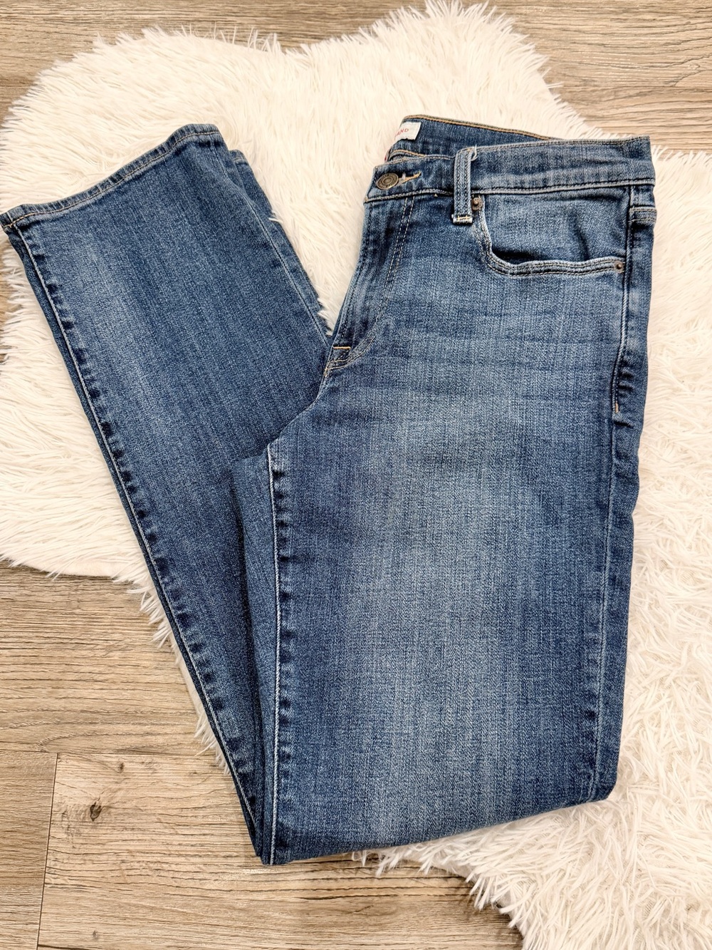 Lucky Brand Jeans Sweet Mid Rise Straight 10 30